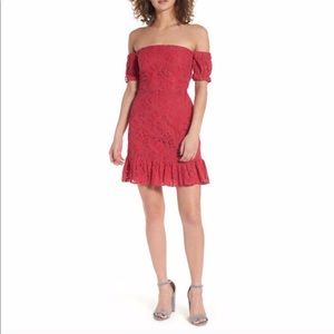 3 FOR 35💥REPOSH red lace dress off shoulder NWT